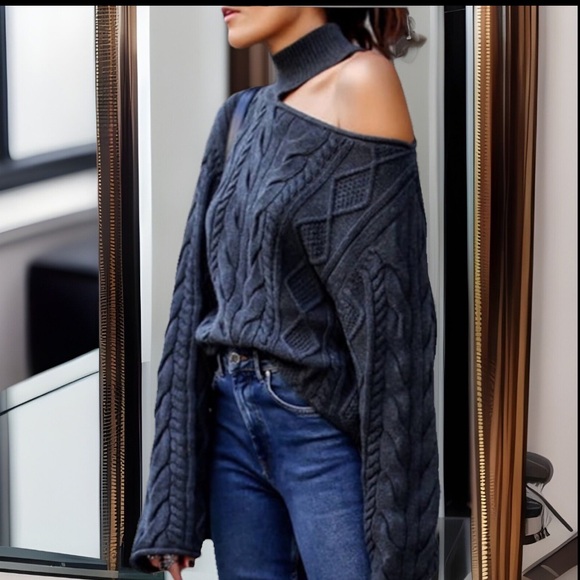 Sexy Choker Style Collar Off Shoulder Greyish Blue Knitted Sweater - Picture 5 of 5